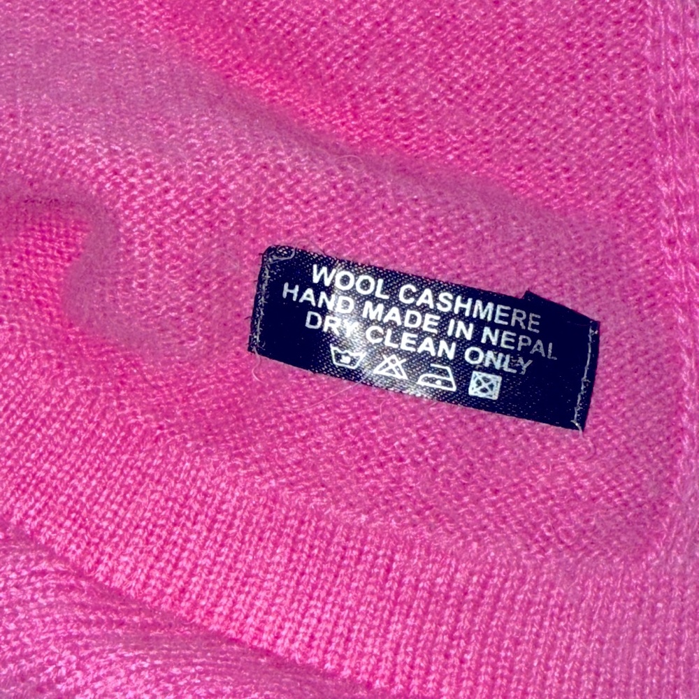 cashmere & wool handmade in Nepal bright pink Poncho pashmina - Picture 3 of 7